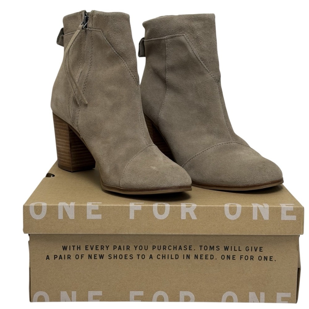 Toms Women's US 9/UK 7 Lunata Taupe Suede Ankle Boots Stack Heeled Side Zip NIB
